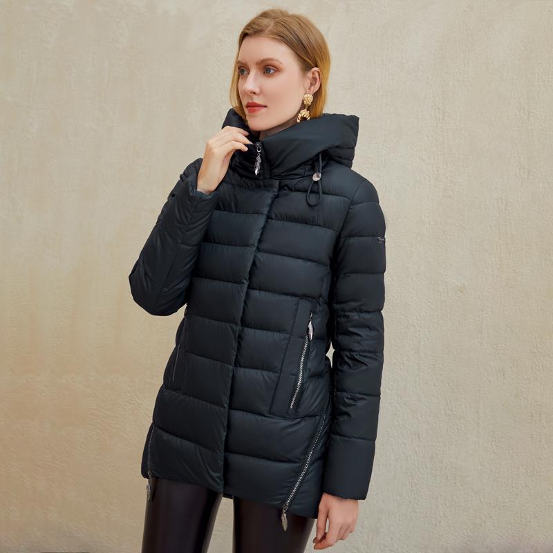 Women’s Hooded Winter Coat – Warm Casual Parka